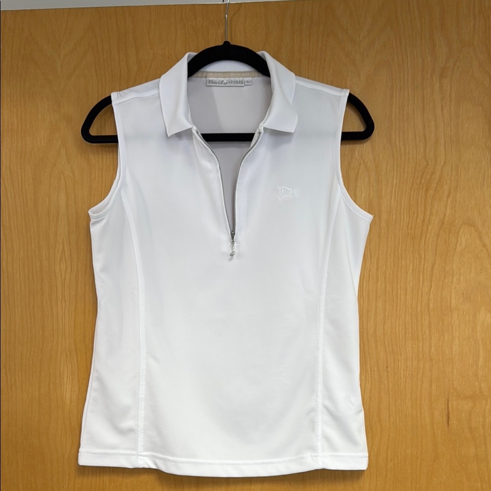 Daily Sports White Zip-Up Tank Top